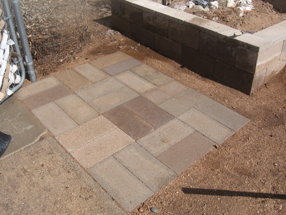 front gate landing pavers
